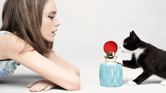 怎麼聞都不膩！連貓咪都愛的MIU MIU淡香精再推髮香、沐浴系列