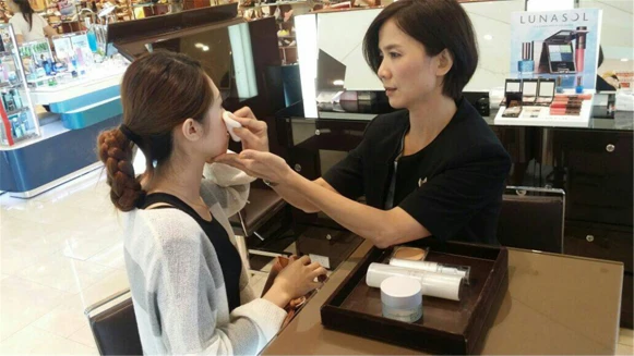 對抗高溫，幫肌膚冷靜一下！Kanebo整肌神手，打造水嫩Q彈的夏日美肌