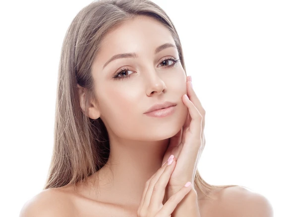 臉部SPA加上這8步驟按摩，BABY膨肌更快到手！