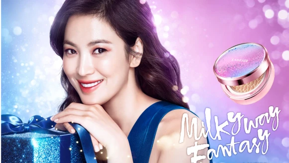 將閃耀的銀河系幻化成妝彩 Laneige蘭芝銀河夢境聖誕節限定！