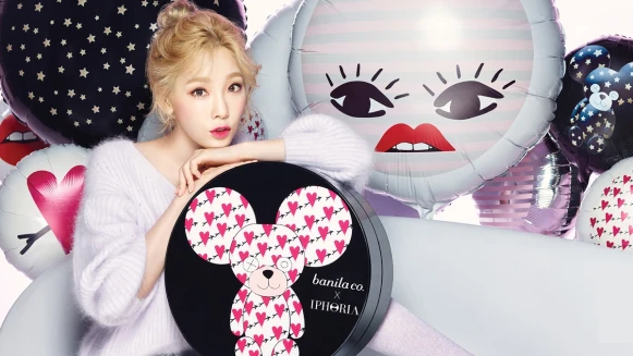 彩妝聯名大走街頭風！歐美街拍潮人都愛IPHORIA x banila co.