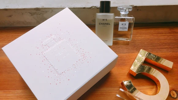 有錢也不保證買得到！香奈兒Chanel年末驚喜亮點，極限量節慶禮盒11月開賣