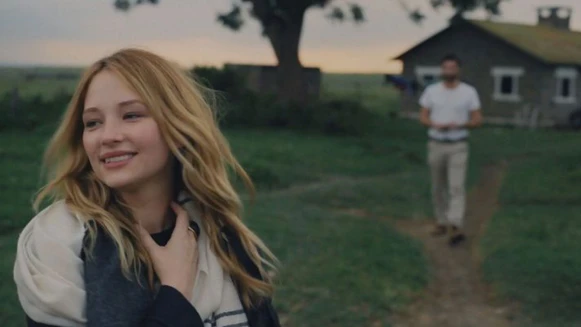 《列車上的女孩》Haley Bennett 光芒正閃耀!