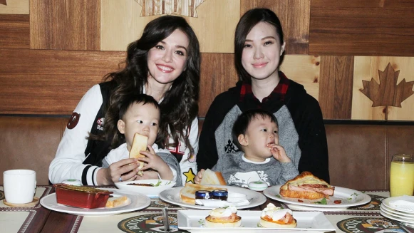 幸福媽咪瑞莎、吳品萱與Roots的美好食光