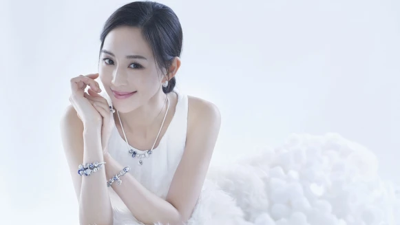 聖誕樹、雪橇、俏皮薑餅人...25款PANDORA北歐聖誕串飾系列