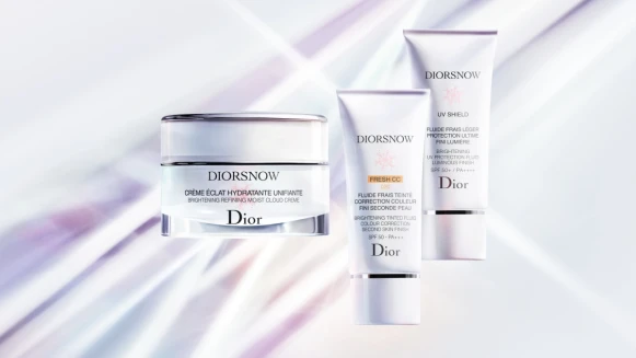 綻放如春日般的新生美肌！DIOR雪晶靈透亮系列結合經典雪絨花讓臉蛋從肌底散發光彩活力