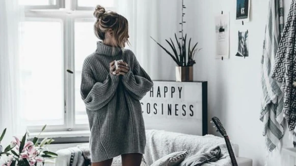 源自巴黎女人的逆齡抗老撇步！緊緻臉蛋就靠這4招按摩手法大餅也能變成鵝蛋臉