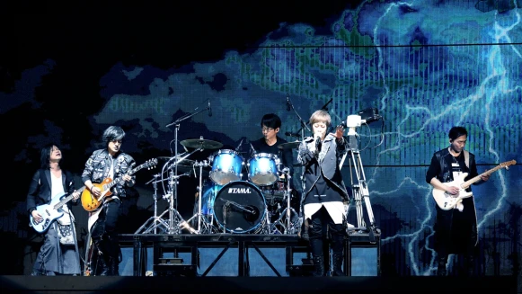 蕭敬騰星期一也來加班！五月天人生無限公司演唱會高雄開唱