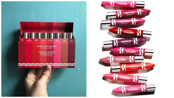 倩碧Vs.美國第一大蠟筆品牌Crayola繪兒樂聯名推出水漾晶凍翹唇筆限定版包裝