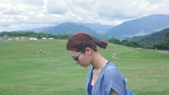 易黑、膚色不均又容易流汗！宋芸樺：「抗汗」、「防水」、「高防曬係數」是最關鍵的夏日防曬保養