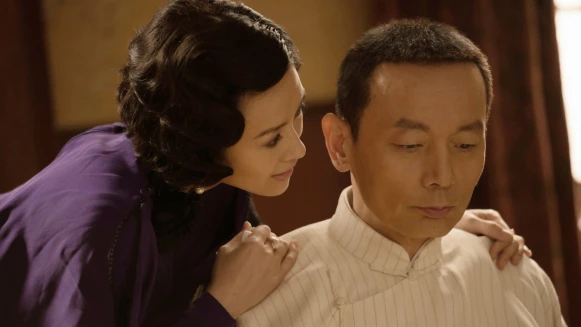 化身敢愛敢恨的美豔交際花！《羅曼蒂克消亡史》章子怡、葛優再度同台飆戲