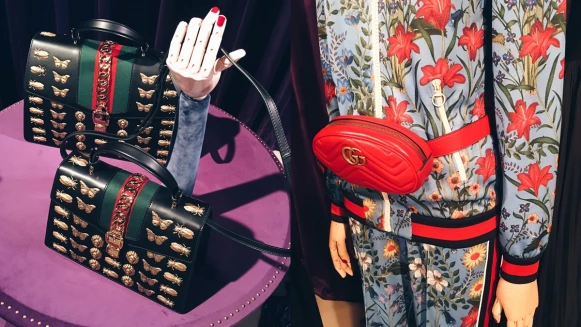 小包控注意！聖甲蟲、蝴蝶、外太空…GUCCI秋冬推出各種迷人配件，尤其皮革腰包絕對必收
