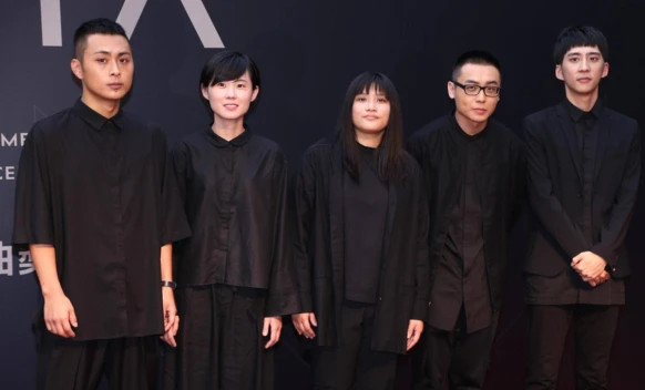 2017金曲獎完整得獎名單!方大同、艾怡良成本屆歌王歌后,盧凱彤感性致詞超動人