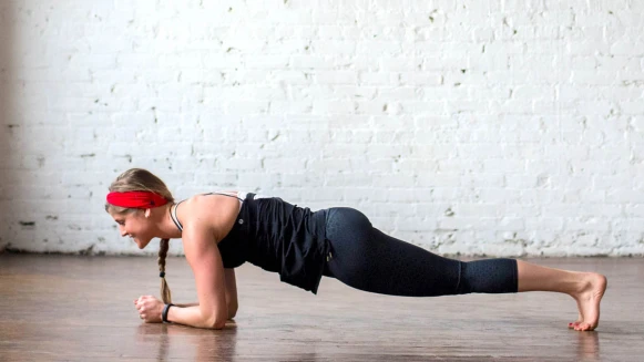 Why勤練瘦身運動卻愈做愈胖？請避免以下4個錯誤姿勢，才不枉妳的努力！