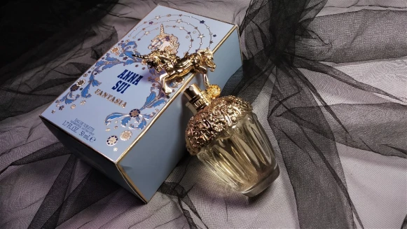 2017 ANNA SUI 童話獨角獸淡香水，噴上通往仙境的金黃魔液，讓獨角獸帶你一起走跳柑橘香的魔法森林!