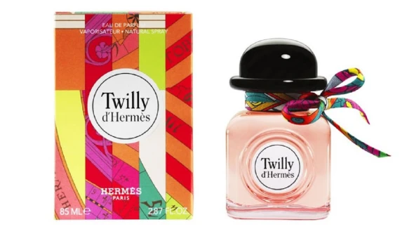太犯規！Hermes推出超可愛絲巾香水Twilly d’Hermès淡香精