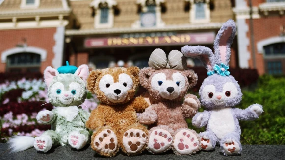 可愛到炸的粉紫色兔兔！達菲新好友StellaLou香港迪士尼樂園登場