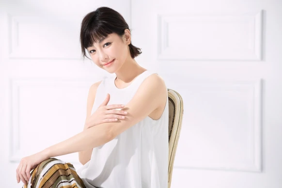 懂得放鬆過生活！謝欣穎用保養愛自己，享受療癒的幸福時刻