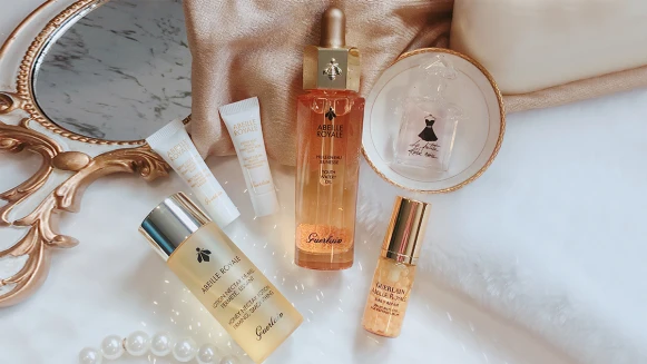 嬌蘭周年慶"爆"款集合!韓妞IG搶打卡的超人氣小金瓶都來了,不搶對不起自己啊~~