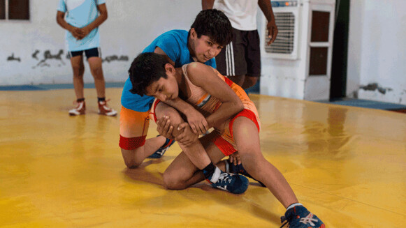 印度摔角少女的夢想之路—成為冠軍女兒之前