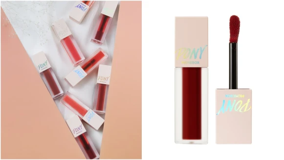 #01哥德式紅畫的染唇妝又美又自然！PONY推出全新5色女王琉璃染唇液，就像水彩般的水感質地超好上色