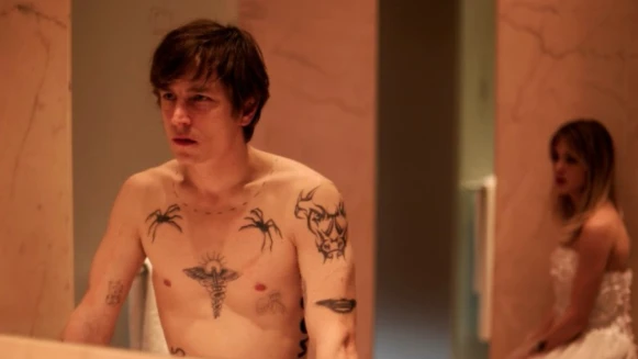 暴力相向的老公、比自己年長18歲的女婿...法國新片《多情動物》呈現3段故事交錯的都會現實