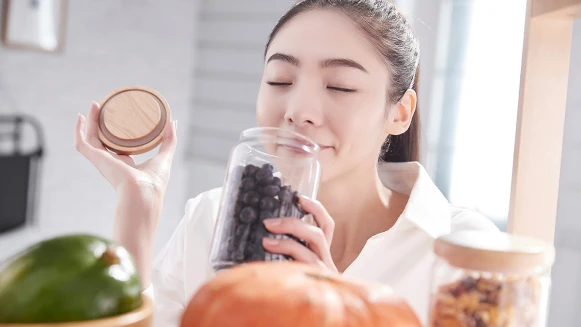 愛運動、懂得吃的女孩最漂亮！謝沛恩用超級食物來養膚的美肌哲學，絕對要筆記！