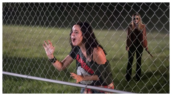 叫破喉嚨也沒人來救你！天外飛來的殺身之禍，恐懼極限公路電影《只殺陌生人》~