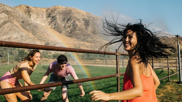 回購率最高！ 這款神之隔離霜一次給妳「防曬、輕盈、美肌」不熱賣都不行〜