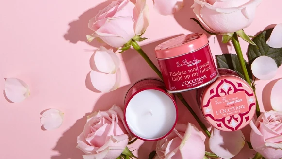 點亮你的粉紅蠟燭傳遞愛吧！ 請跟著歐舒丹＆美麗佳人攜手讓台灣小女生感受幸福