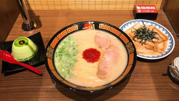 百貨24小時也吃得到一蘭拉麵了！昭和懷舊風台北店別館進駐新光三越A11，6月正式開幕