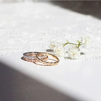 閃閃百合花朵點綴婚訂珠寶！小資新人也適合的Hearts On Fire Liliana輕奢風婚戒