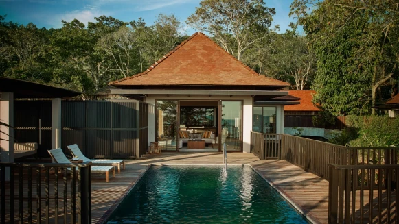 絕美大海叢林竟然離台灣這麼近！讓蘭卡威麗思卡爾頓酒店洗滌你的身心靈！