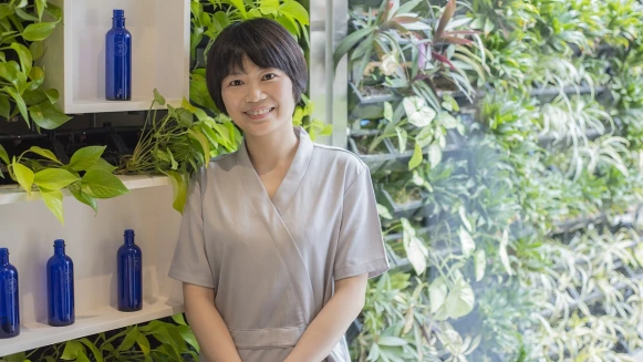 嘴巴說沒事，身體很誠實！芳療師 Peggy：「慢下來和身體對話吧 。」