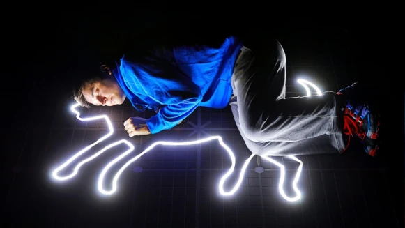 一票難求，21世紀最奇幻舞台劇！《深夜小狗神秘習題》飛抵香港藝術節