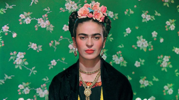 用私密物件，一探傳奇藝術家生活樣貌！倫敦V&amp;A博物館《Frida Kahlo: Making Her Self Up》