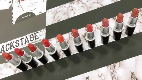 M.A.C絕對該入手的經典「子彈唇膏」，全亞洲暢銷TOP 10色號出列，#Chili、#CB96、#See Sheer都在裡面