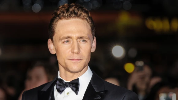 來碗「洛基」的心靈機湯,湯姆希德斯頓:「永遠相信自己,不要因為他人的評價而放棄!」