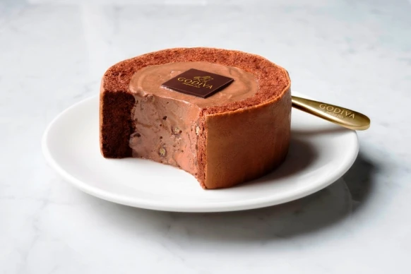 讓舌頭會咕溜滑倒的絲滑口感 GODIVA黑巧克力慕絲蛋糕小7限時搶賣開跑