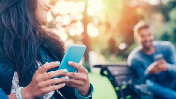 尷尬癌不發作，這14個話題教你如何變成曖昧達人！