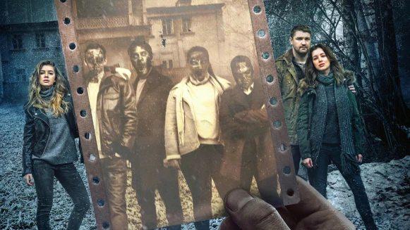 有些照片別亂拍！挑戰夏日最驚悚，《厲可拍》離奇索命相機超恐怖，小心美照變遺照！