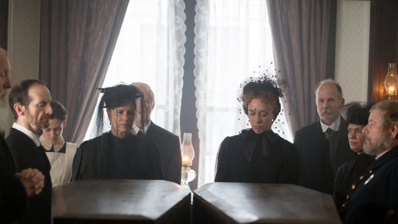 毫無保留的驚悚愛戀！克莉絲汀史都華《裸愛殺機》用禁忌的愛解放最真實的恐懼愛戀