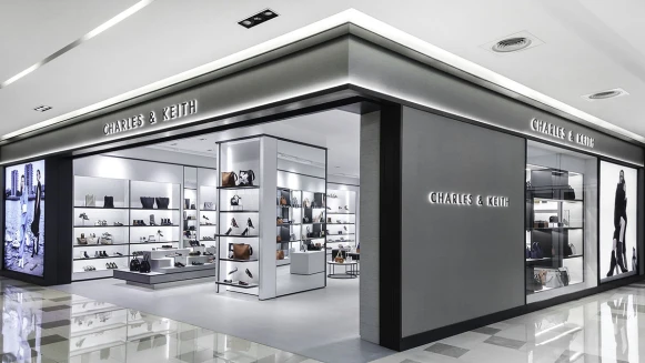 女孩們的購物天堂又多一間了！CHARLES &amp; KEITH全台第四間門市降臨板橋大遠百