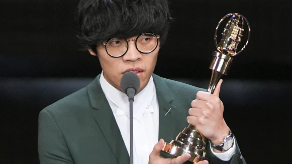 2018第53屆金鐘獎完整得獎名單!《花甲男孩轉大人》盧廣仲成本屆視帝,《台北歌手》奪5大獎成最大贏家