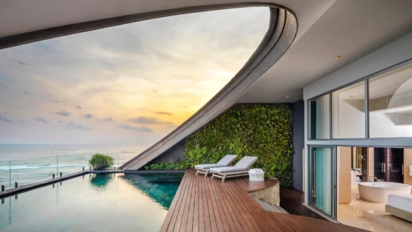 圓弧形無邊際泳池也太美！鄰近時髦海灘的COMO Uma Canggu讓你重新愛上峇里島