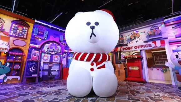 3.5米高Mega Brown閃亮雪白熊大來了！超萌「LINE FRIENDS：世界巡迴之旅」特展12/25台北華山登場