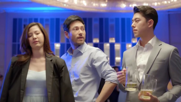 「初戀那件小事」女主角平采娜主演!《模犯生》原班製作團隊,2019必看泰國爆笑愛情喜劇《限時好友》