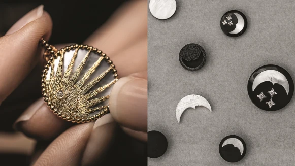 Dior Rose des Vents羅盤玫瑰系列新款！Rose Céleste可雙面配戴，一面是金工細雕太陽，另一面是珍珠母貝月亮，兩種不同風格都時髦好看