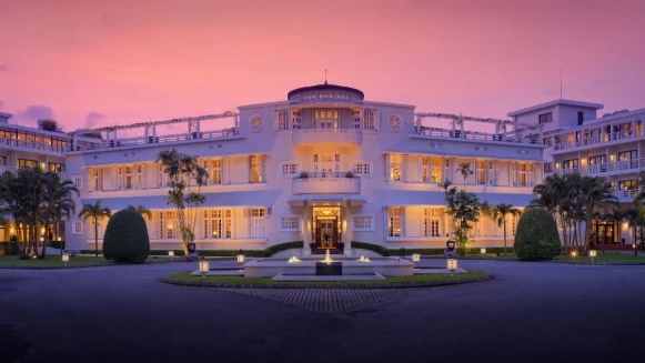 絕對是最美的越南酒店！到Azerai體驗19世紀阮式皇朝的古城魅力吧