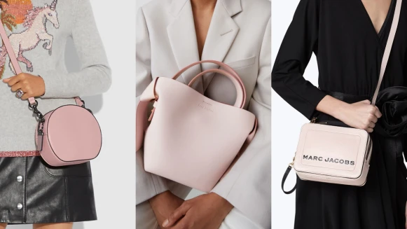 比起純粉色更多了浪漫氣息！PANTONE春夏色之一「壓縮玫瑰紅」，就從這7種包款入手